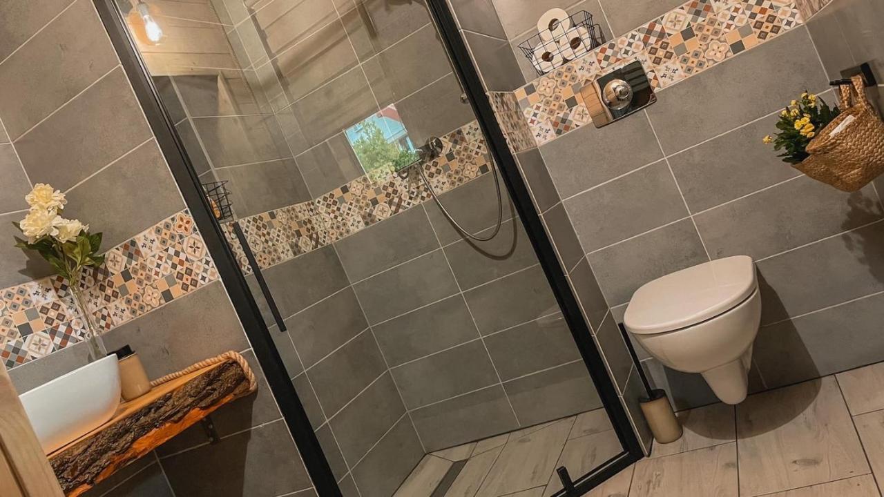 Magiczny Przystanek Apartment Myczkow Ngoại thất bức ảnh