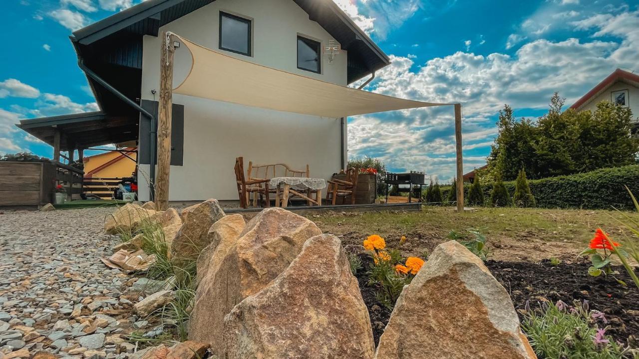 Magiczny Przystanek Apartment Myczkow Ngoại thất bức ảnh